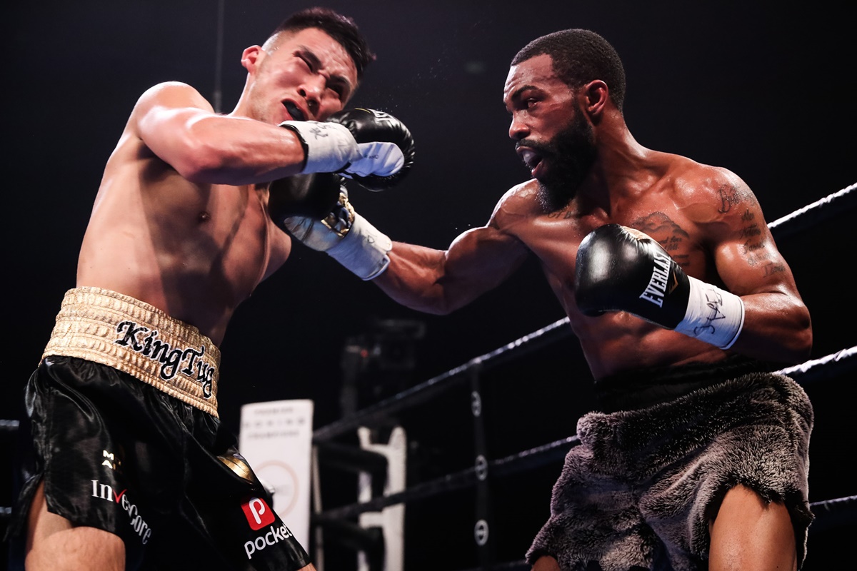 Russell_defeats_Nyambayar_-__WESTCOTT-095_1200.jpg